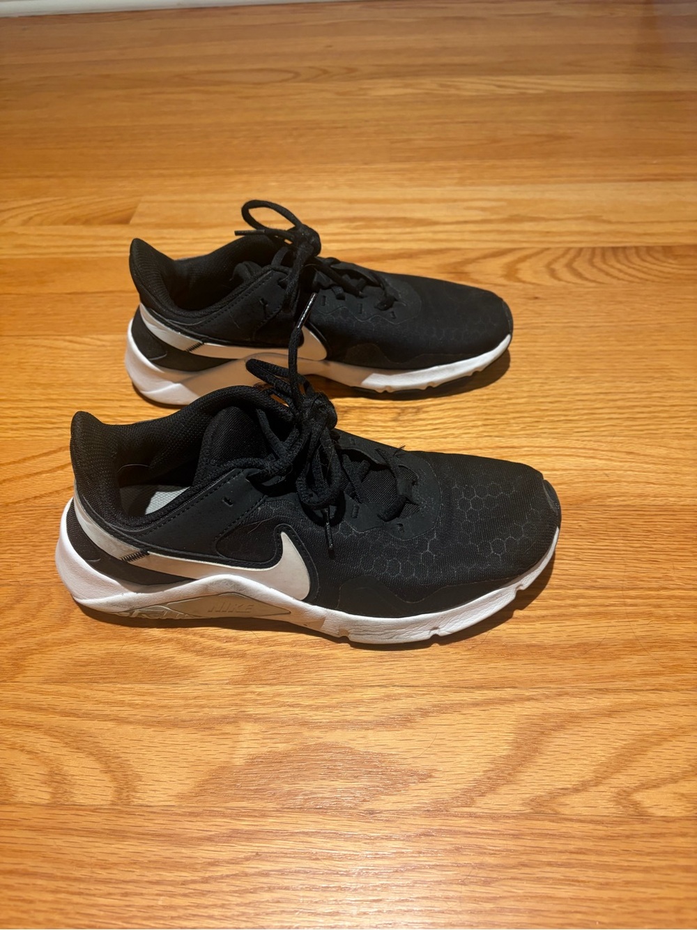 Nike Women’s Black and White Lace-Up Sneakers